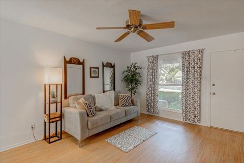 Tiny photo for 815 Hill Wood DR, Austin, TX 78745 (MLS # 1942189)