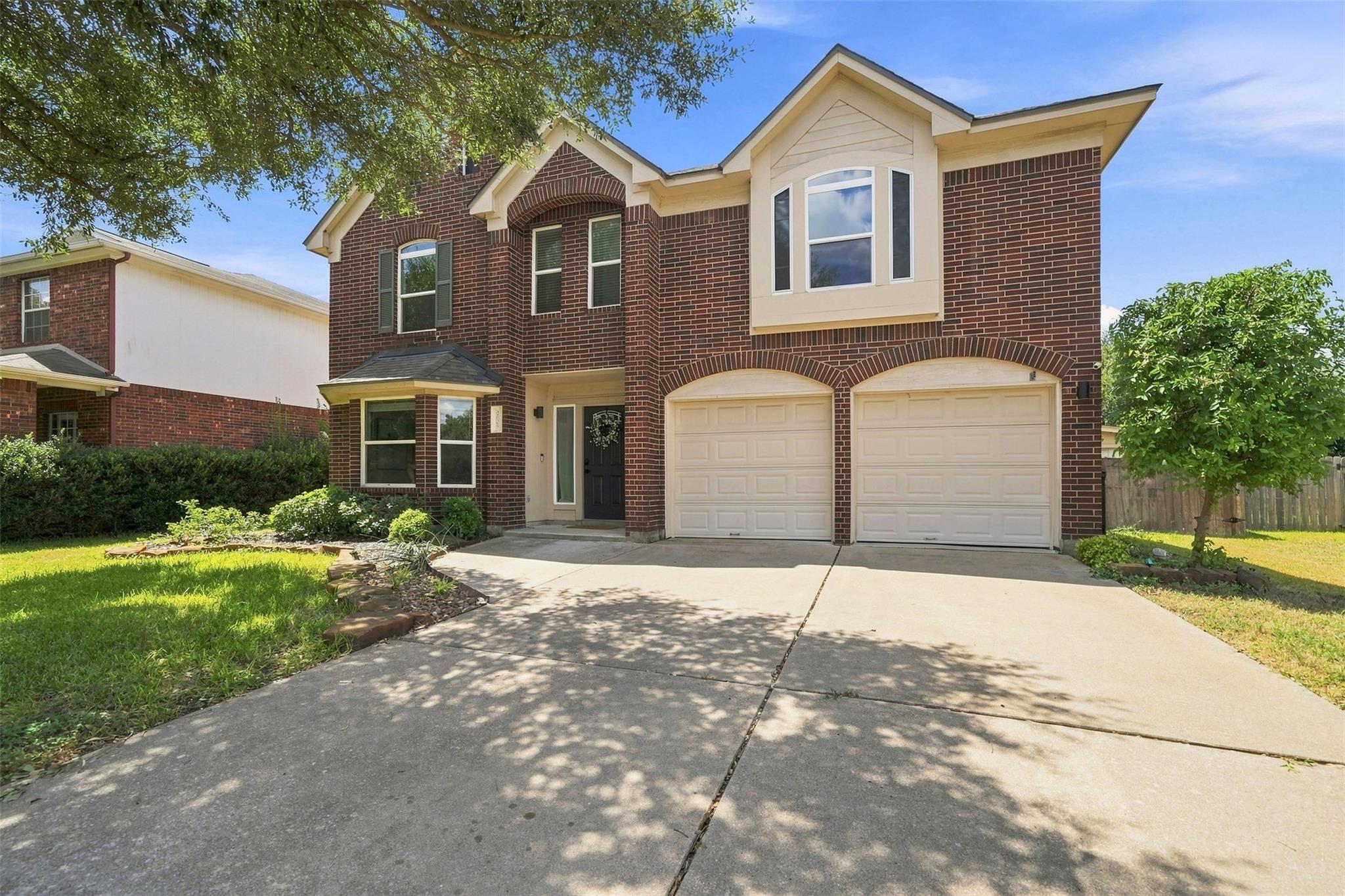 2605 Oakwood Glen DR