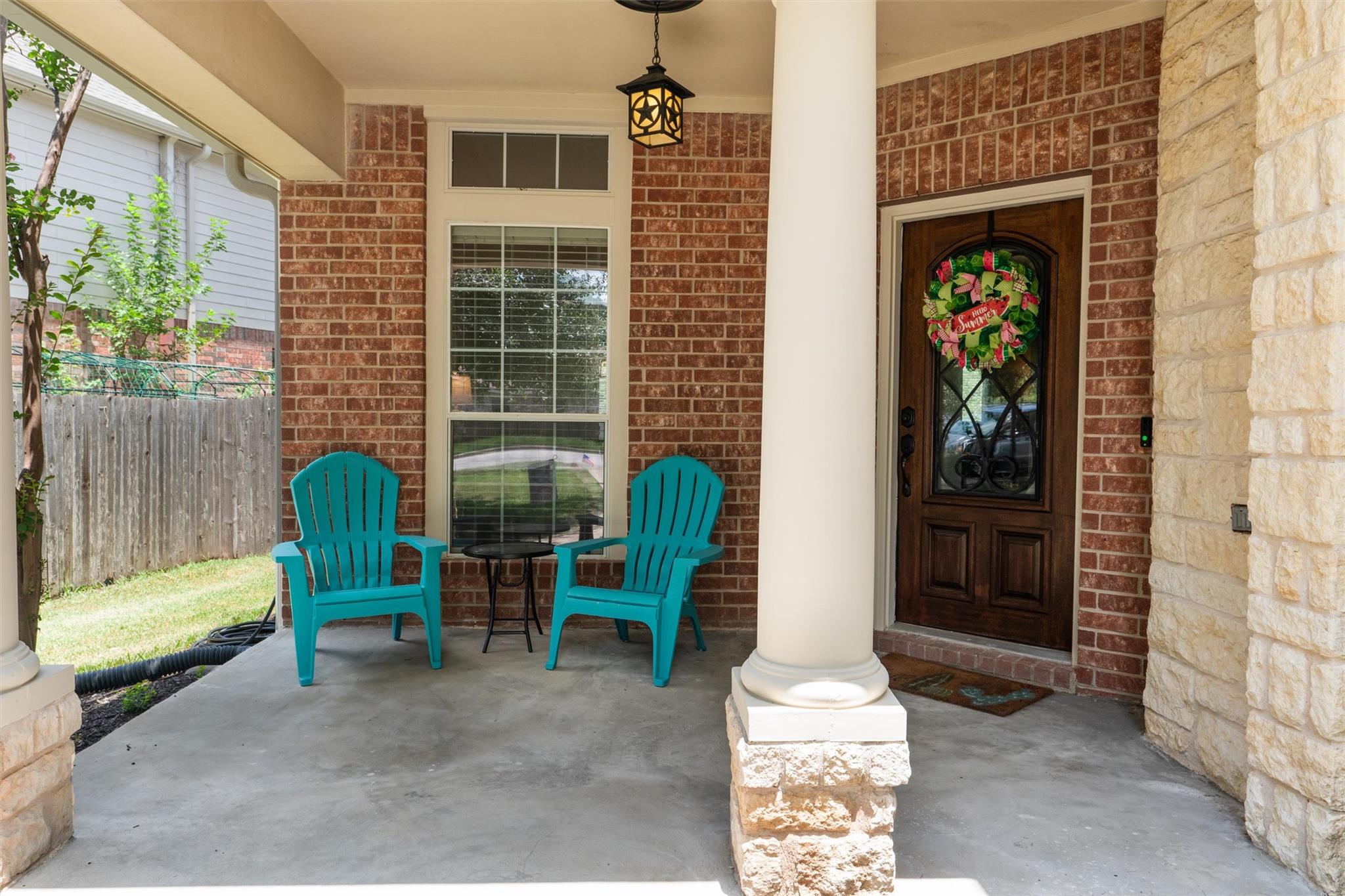 1104 Bethpage DR