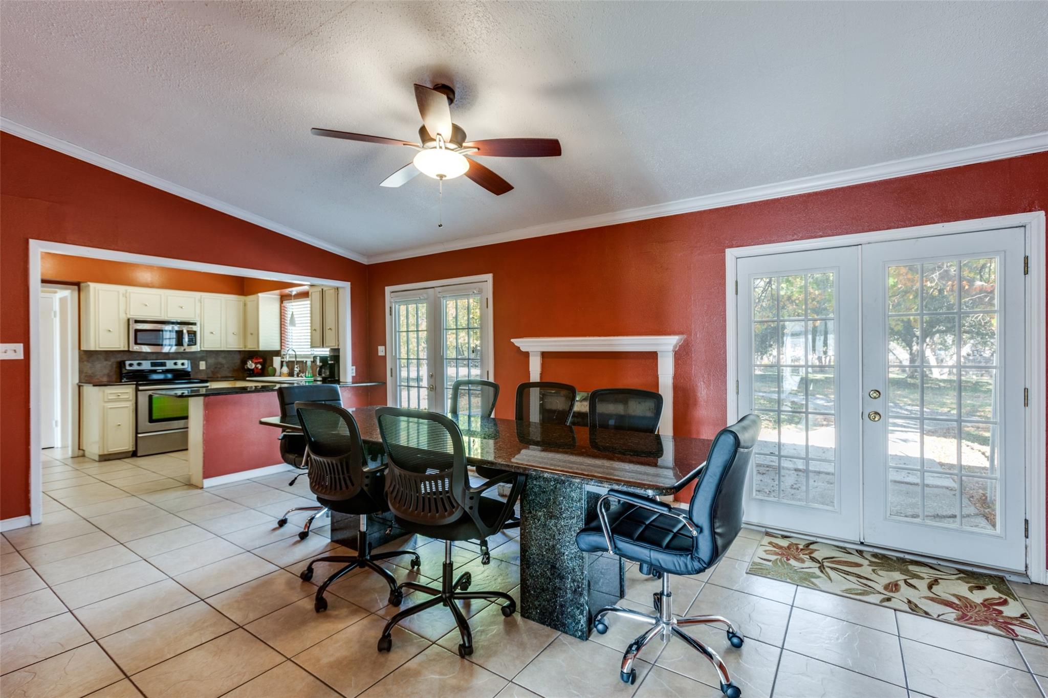 500 E Palm Valley BLVD