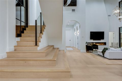 Tiny photo for 7308 Getaway DR, Jonestown, TX 78645 (MLS # 2035252)