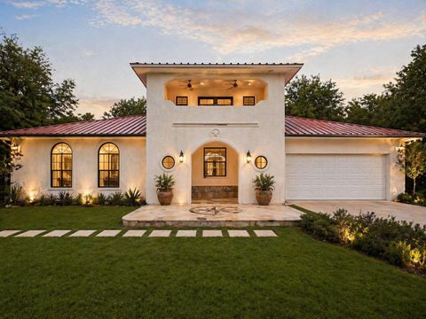 Photo of 2405 Bahama RD, Austin, TX 78733 (MLS # 7225906)