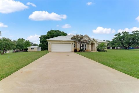 416 Highland DR Highland Haven TX 78654