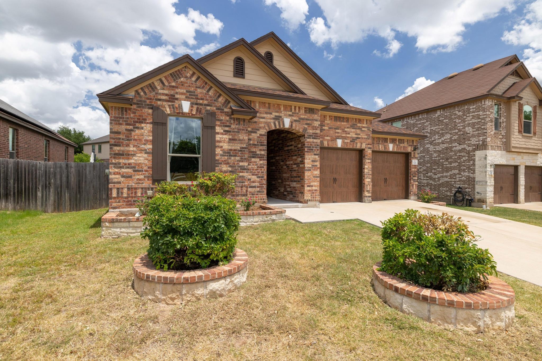 901 Water Hyacinth LOOP