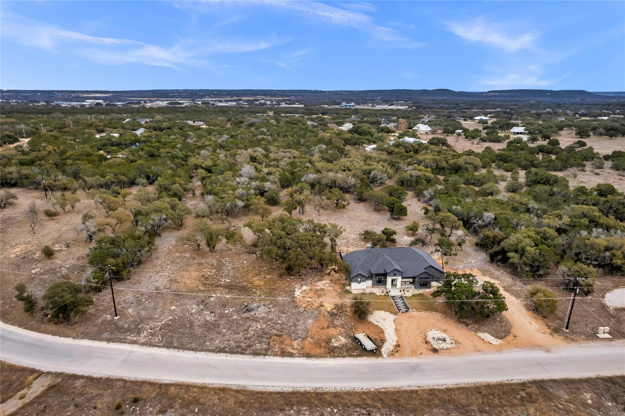 123 Wandering Oak CIR