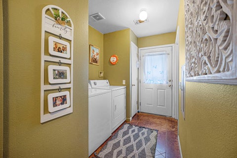 Tiny photo for 7104 Villita Avenida ST, Austin, TX 78741 (MLS # 8170991)