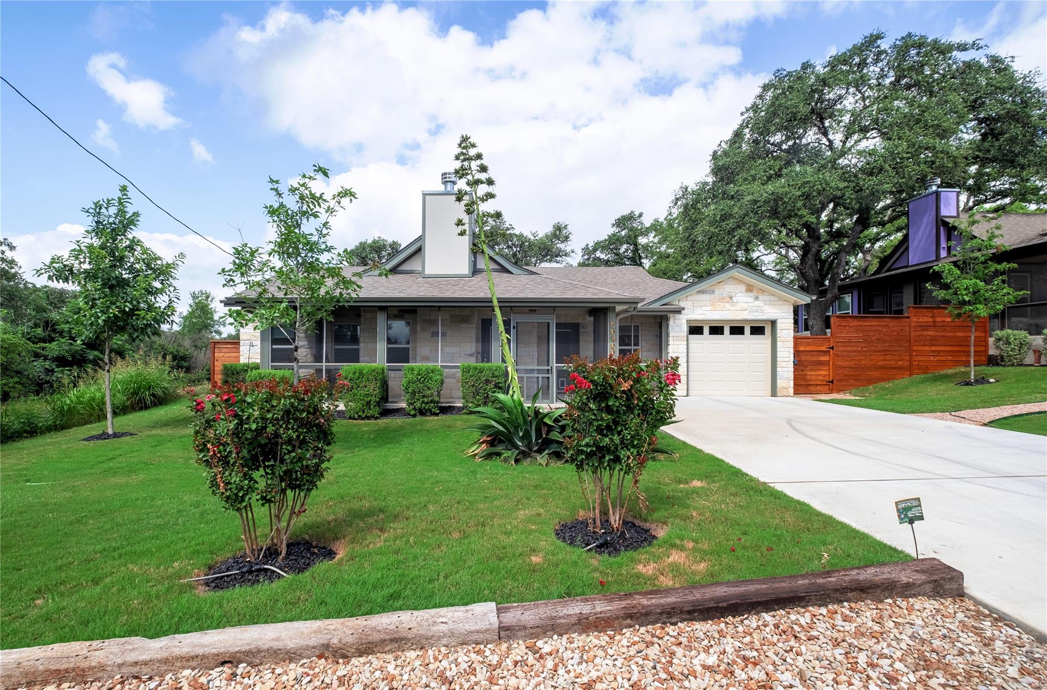 10500 W Lakeview DR