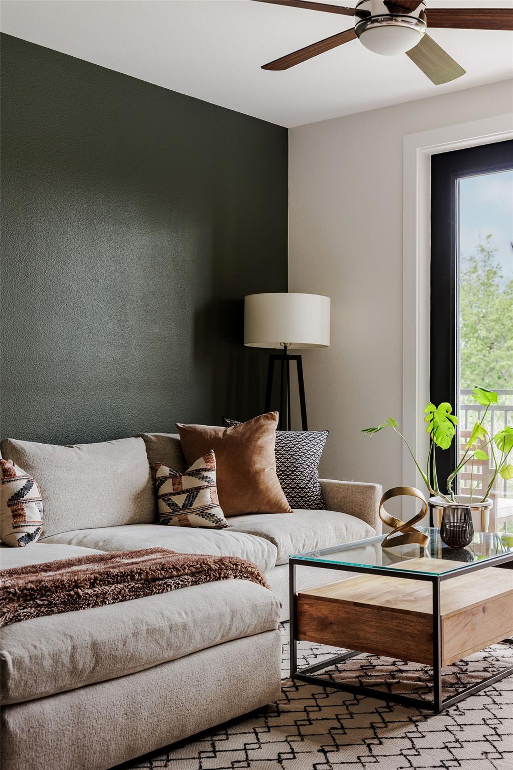 1900 Barton Springs RD 3028