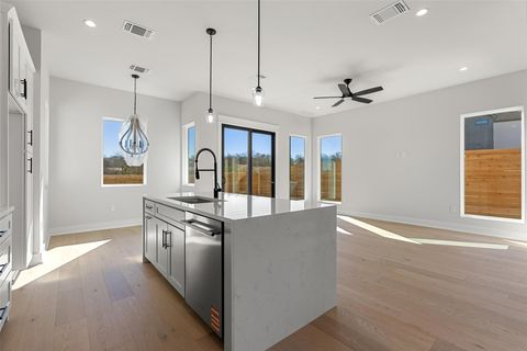 Tiny photo for 6321 Friendswood DR, Austin, TX 78723 (MLS # 8812268)