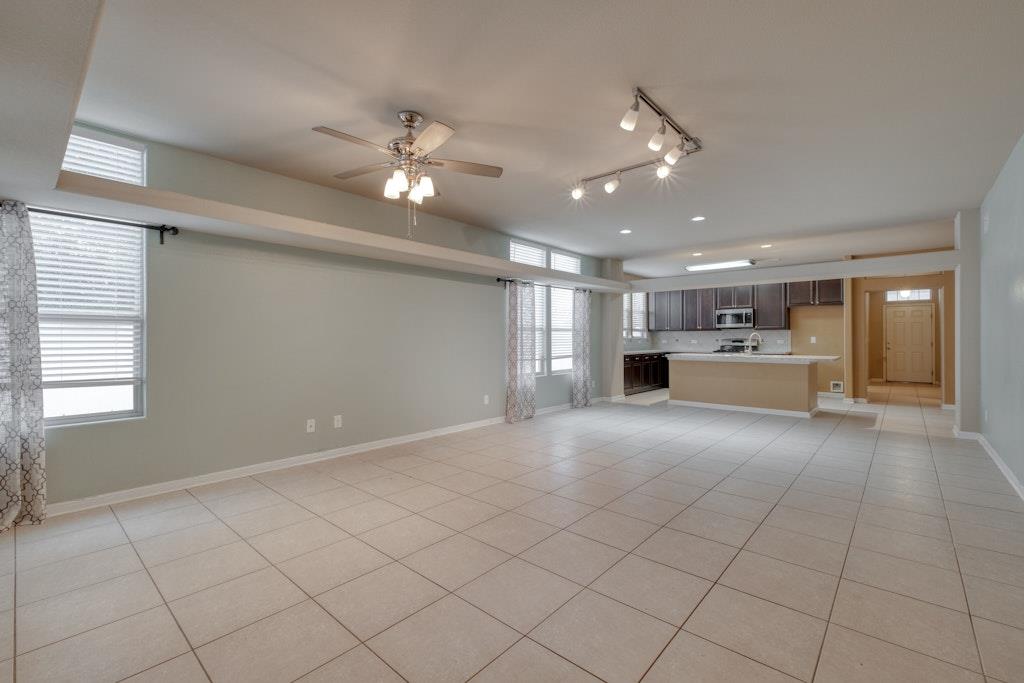 338 Newberry TRL