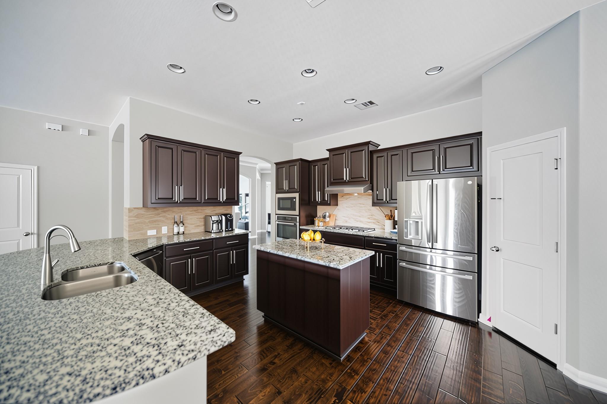 4121 Vinalopo DR