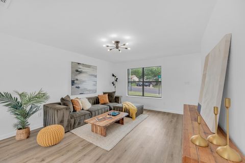 Tiny photo for 8104 Valleyfield DR, Austin, TX 78724 (MLS # 5403849)