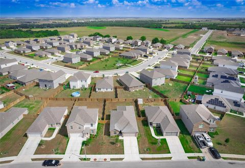 Tiny photo for 17216 Farmhouse LN, Elgin, TX 78621 (MLS # 5940923)
