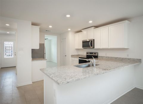 Tiny photo for 17216 Farmhouse LN, Elgin, TX 78621 (MLS # 5940923)