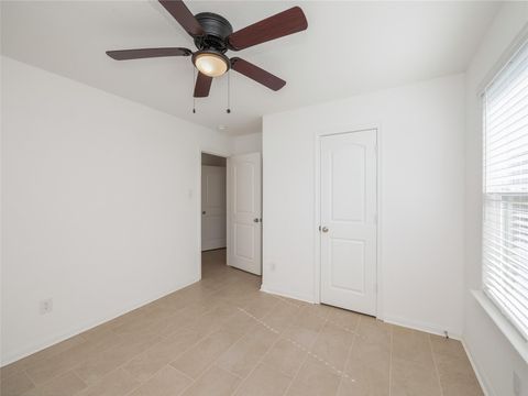 Tiny photo for 17216 Farmhouse LN, Elgin, TX 78621 (MLS # 5940923)