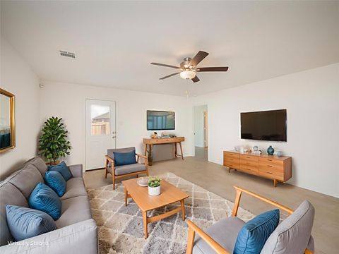 Tiny photo for 17216 Farmhouse LN, Elgin, TX 78621 (MLS # 5940923)