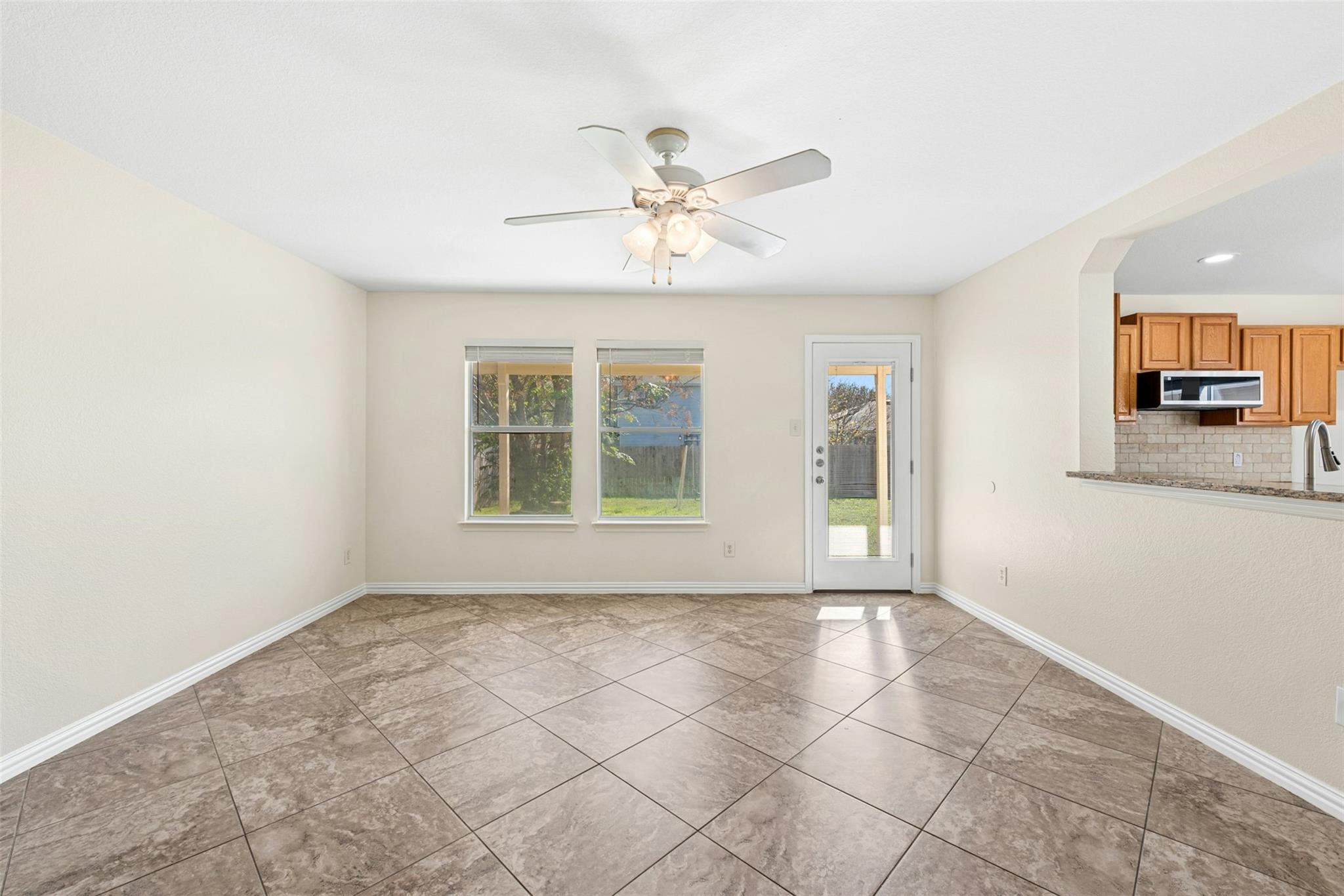 17913 Honey Locust LN