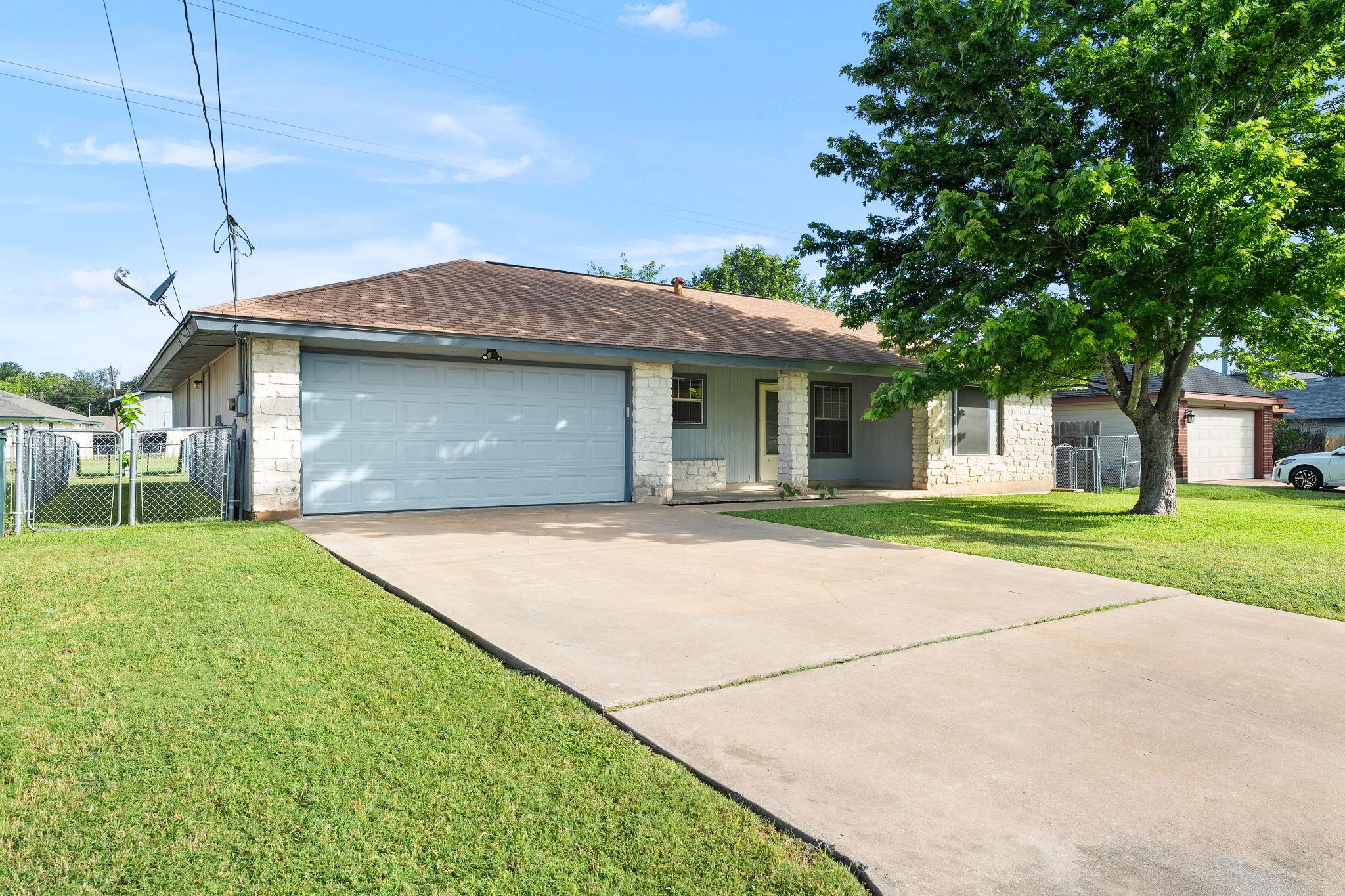 909 Garden View DR