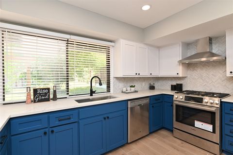 Tiny photo for 6430 Bridgewater DR, Austin, TX 78723 (MLS # 1514088)