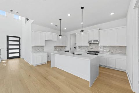 Tiny photo for 110 Pennybacker LN, Lakeway, TX 78738 (MLS # 8683572)