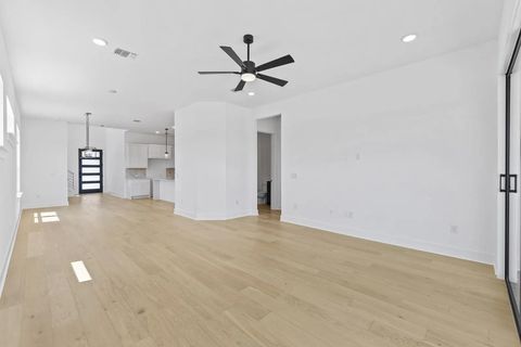 Tiny photo for 110 Pennybacker LN, Lakeway, TX 78738 (MLS # 8683572)