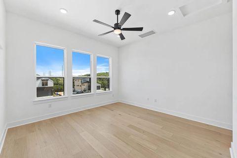 Tiny photo for 110 Pennybacker LN, Lakeway, TX 78738 (MLS # 8683572)