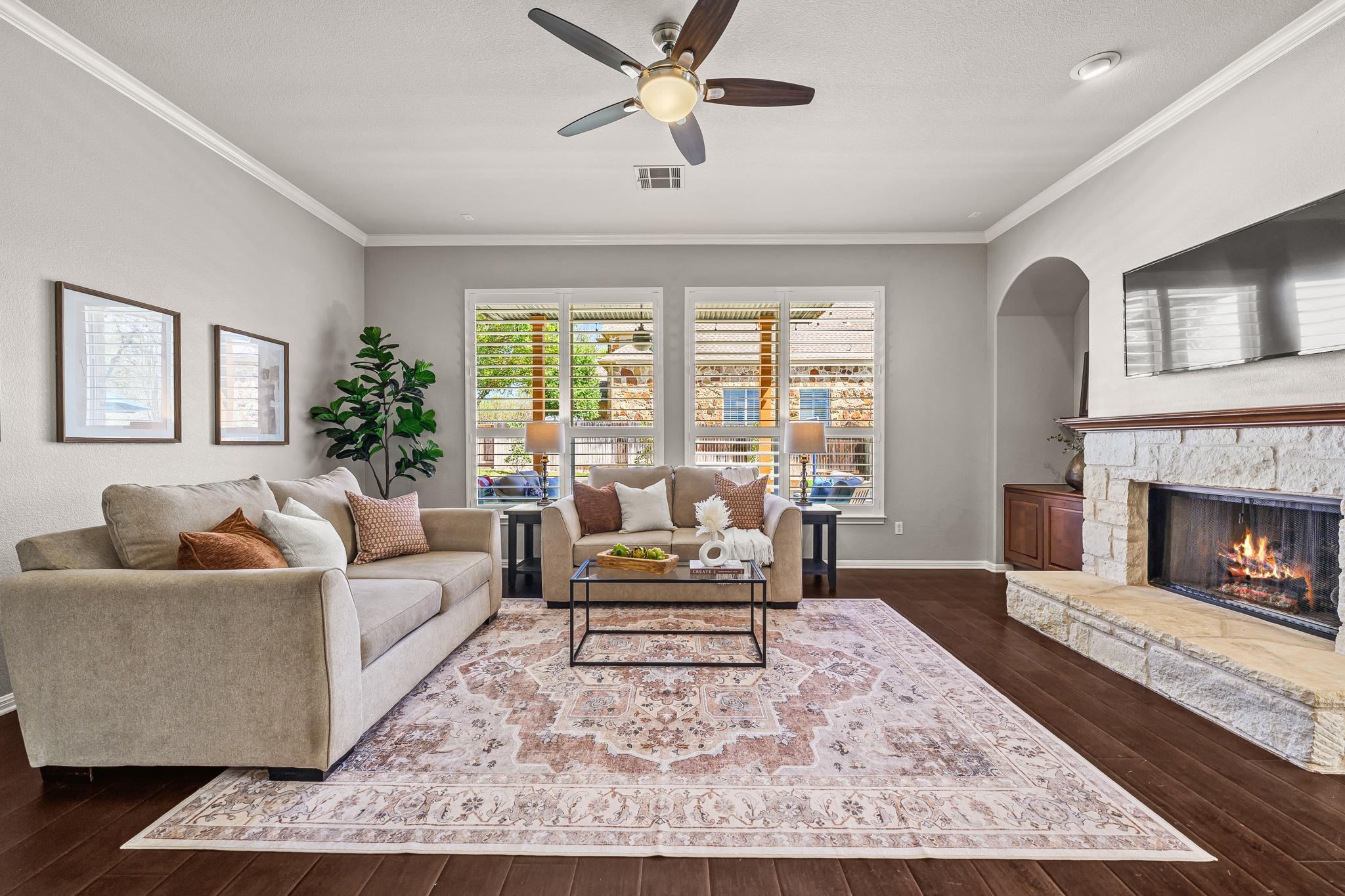 12324 Salida Del Sol PASS