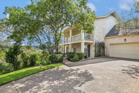 Photo of 5901 Round Table CV, Austin, TX 78746 (MLS # 9215034)