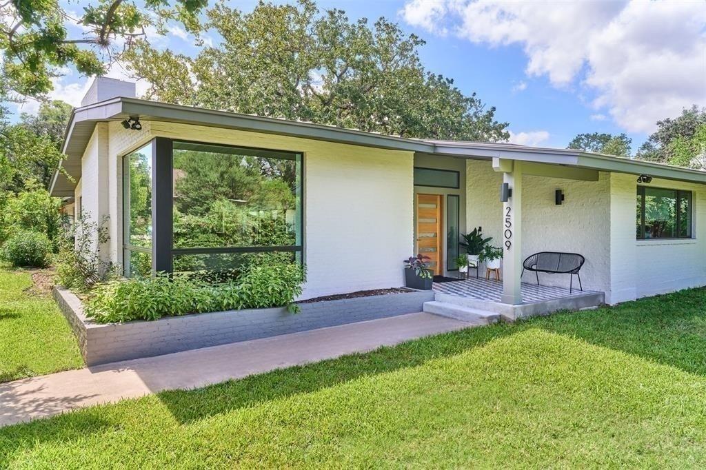 2509 Greenlee DR