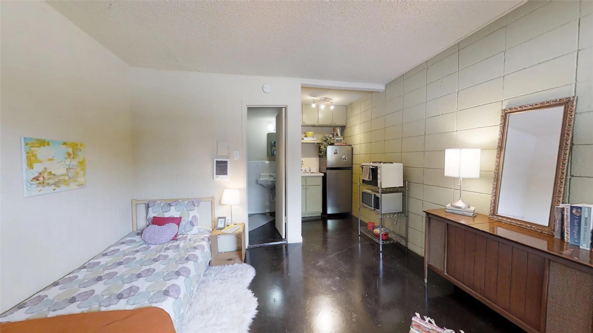 300 E 30th ST 203