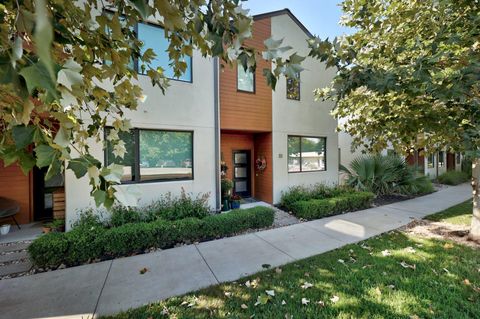 Tiny photo for 1931 E 38th 1/2 ST #33, Austin, TX 78723 (MLS # 5255523)