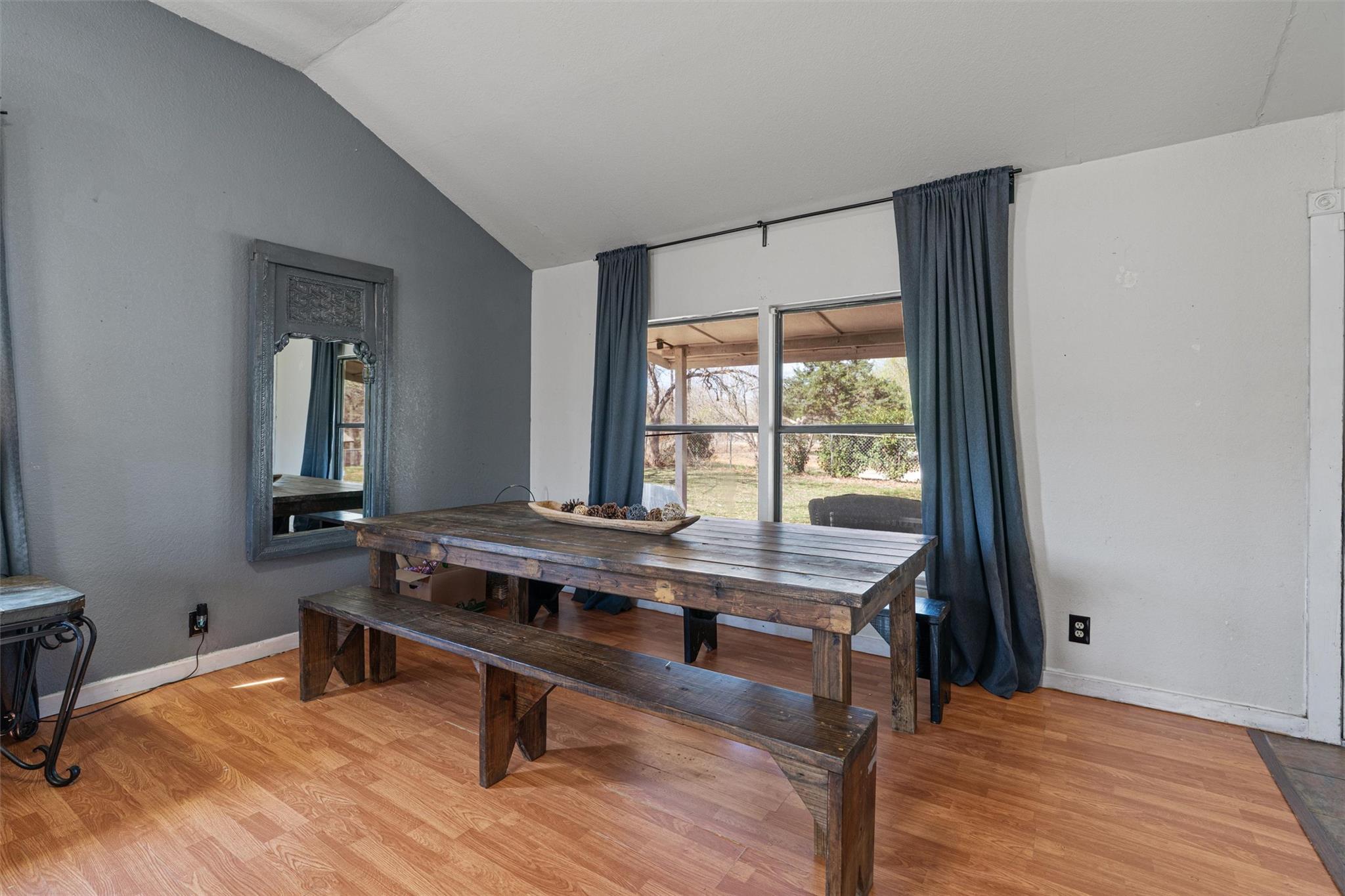 137 Scarlet Oaks DR