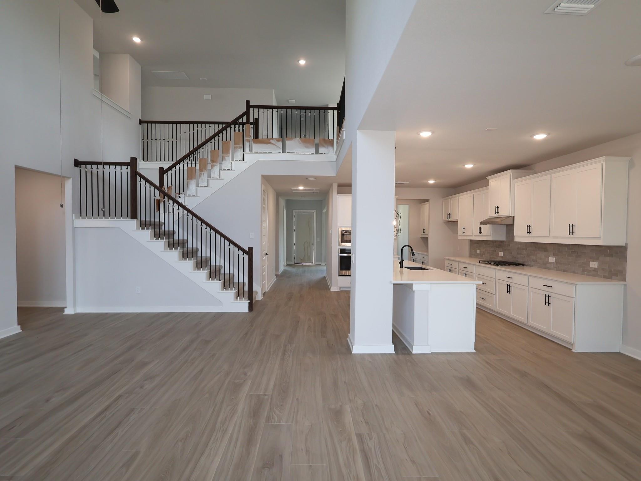 3965 Waco WAY