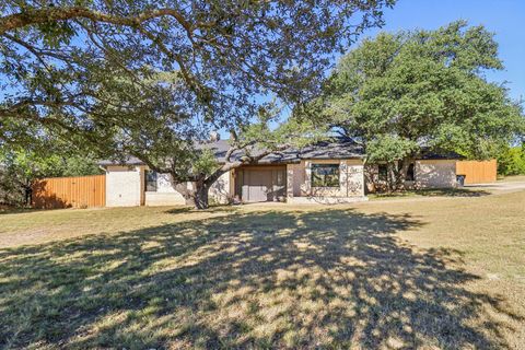 205 Northwood Hills Dr DR Fredericksburg TX 78624