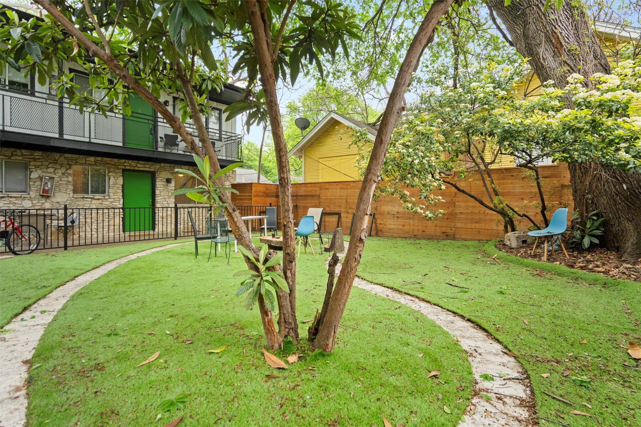 2721 Hemphill PARK B102