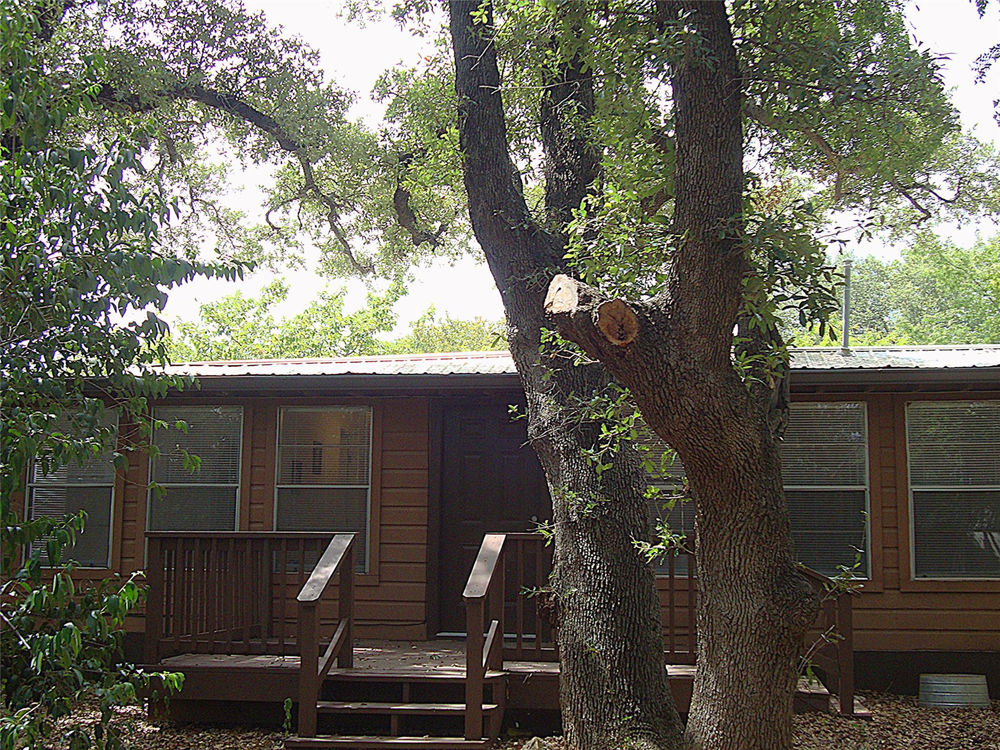 18311 Redbud LN