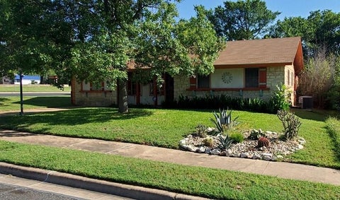 Photo of 1806 Cherry Orchard DR, Austin, TX 78745 (MLS # 9194293)