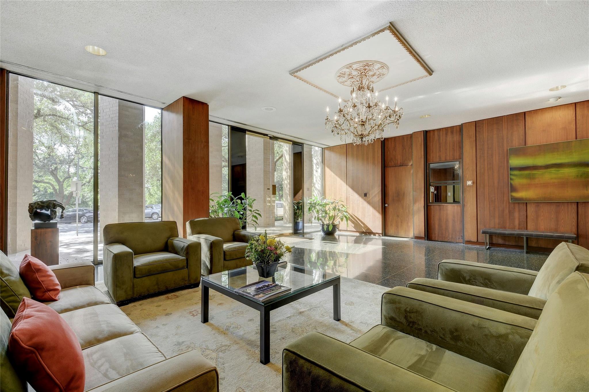 1122 Colorado ST 1004