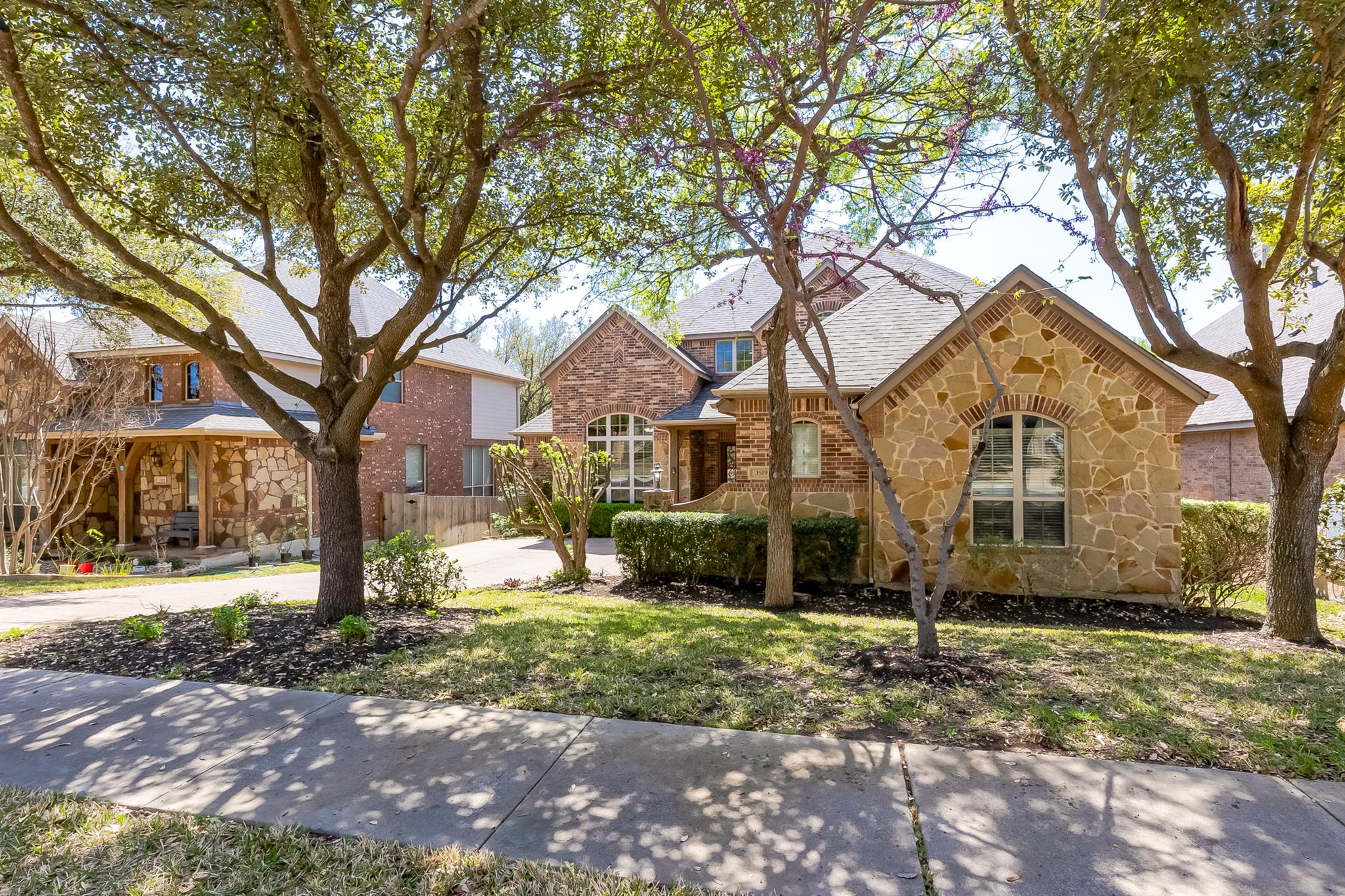 3519 Alexandrite WAY