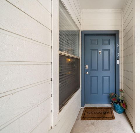 Photo of 6000 Shepherd Mountain CV #613, Austin, TX 78730 (MLS # 9317417)