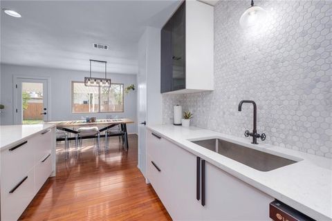 Photo of 11007 Applewood DR, Austin, TX 78758 (MLS # 4329762)