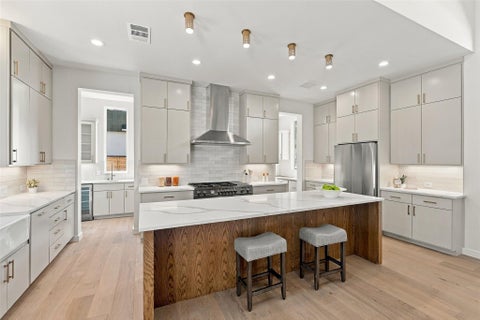 Tiny photo for 2709 De Soto DR, Austin, TX 78733 (MLS # 6150822)