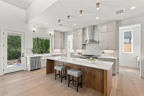 Tiny photo for 2709 De Soto DR, Austin, TX 78733 (MLS # 6150822)