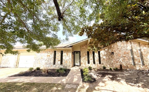 Photo of 12312 Knoll Ridge DR, Austin, TX 78758 (MLS # 1262687)