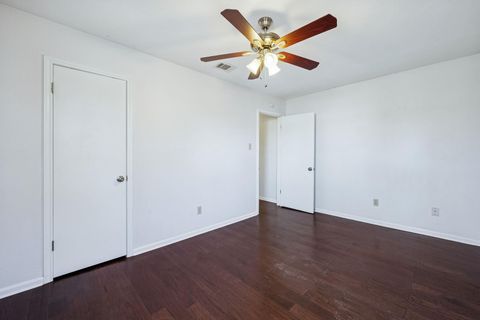 Tiny photo for 1500 Aquifer CV #B, Austin, TX 78746 (MLS # 8501544)