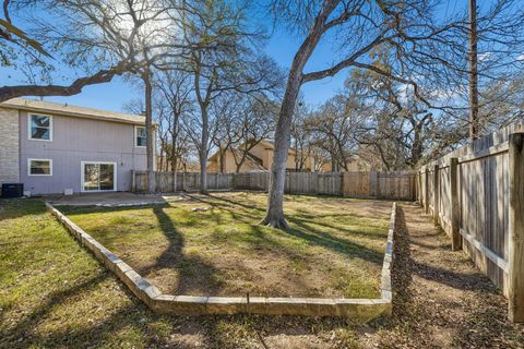 Tiny photo for 1500 Aquifer CV #B, Austin, TX 78746 (MLS # 8501544)