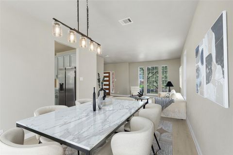 7057 Thistle Hill WAY Austin TX 78754