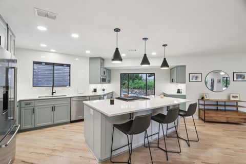 Tiny photo for 3902 Knollwood DR #A, Austin, TX 78731 (MLS # 7208141)