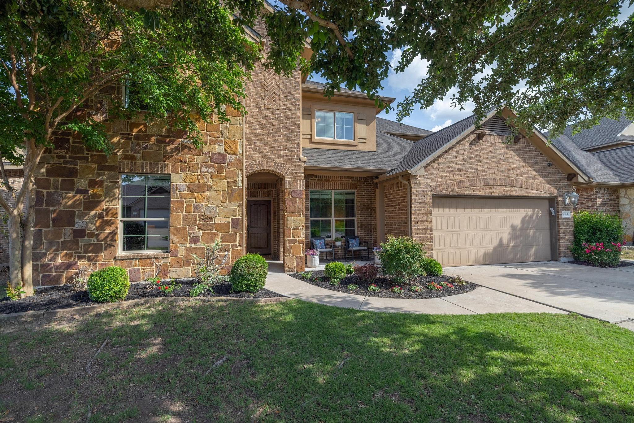 19513 Brent Knoll DR