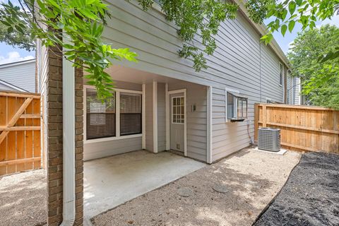 Tiny photo for 7635 Guadalupe ST #806, Austin, TX 78752 (MLS # 6081132)